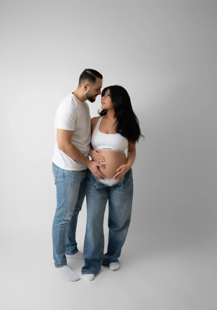 gravid9 stående